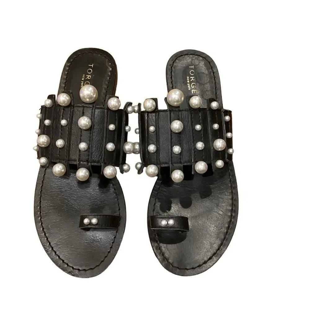 Torgeis Black Leather Flat Toe Ring Pearl Sandals 6.5